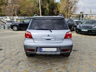 Mitsubishi Outlander foto 6