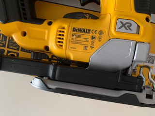 Лобзик аккумуляторный Dewalt 334