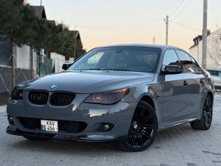 BMW 5 Series foto 3