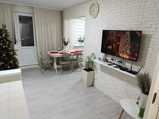 Apartament cu 3 camere, 68 m², 8 cartier, Bălți foto 2