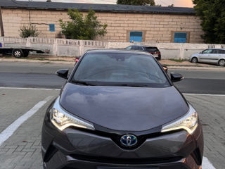 Toyota C-HR foto 5