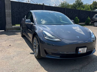 Tesla Model 3 foto 6