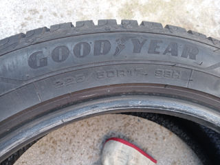 225 50 R17 Goodyear Ultragrip 2019 foto 4