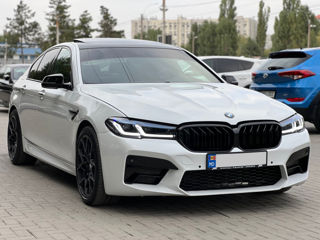 BMW 5 Series foto 4