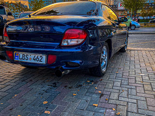 Hyundai Coupe foto 2