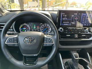 Toyota Highlander foto 11