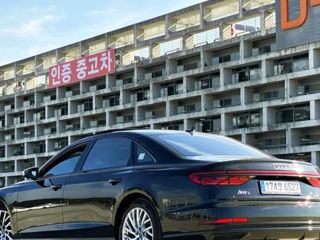 Audi A8 foto 2