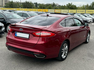 Ford Fusion foto 4