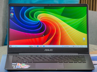 Asus Zenbook 14/ Core I5 8250U/ 16Gb Ram/ 256Gb SSD/ 14" FHD IPS!!! foto 2