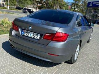 BMW 5 Series foto 6