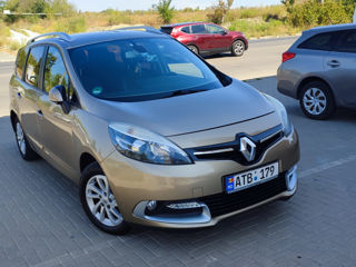 Renault Grand Scenic foto 2