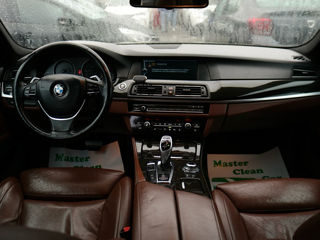 BMW 5 Series foto 8