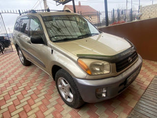 Toyota Rav 4 foto 3