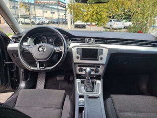 Volkswagen Passat foto 8