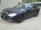 Mercedes Benz S Class foto 4