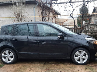 Renault Scenic foto 2