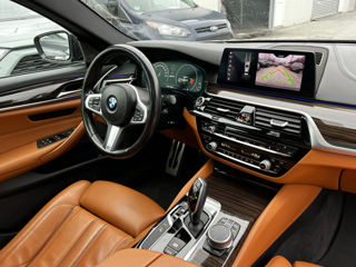 BMW 5 Series foto 17