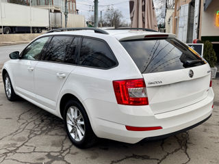 Skoda Octavia foto 6