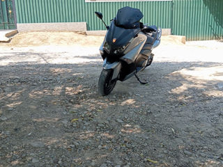 Yamaha Tmax foto 2