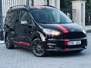 Ford Tourneo Courier foto 1