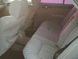 Mercedes Series (W124) foto 5