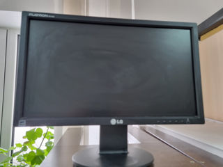 Monitoare, TV, LCD foto 1