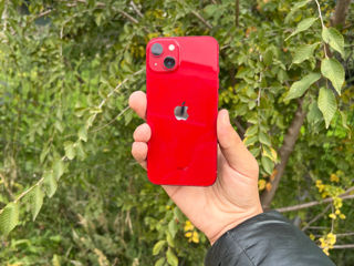 iPhone 13 Red 128 gb foto 8