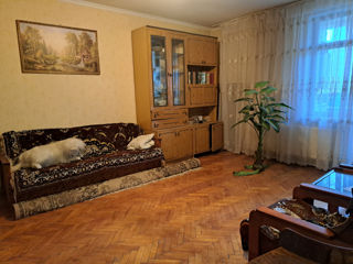 Apartament cu 2 camere, 53 m², Centru, Bălți