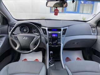 Hyundai Sonata foto 11