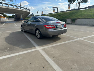 Mercedes E-Class Coupe foto 3