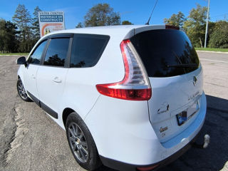 Renault Grand Scenic foto 6