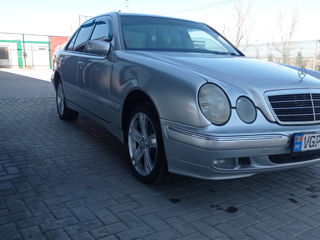 Mercedes E-Class