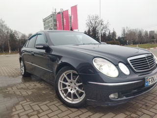 Mercedes E-Class foto 6