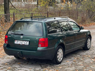 Volkswagen Passat foto 4