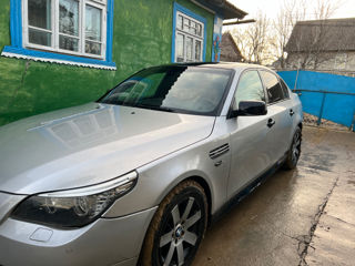 BMW 5 Series foto 9