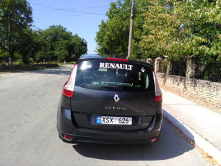 Renault Grand Scenic foto 7