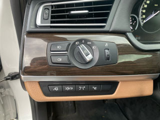 BMW 7 Series foto 7