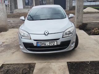 Renault Megane foto 2