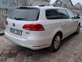 Volkswagen Passat foto 4