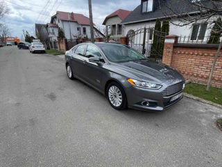 Ford Fusion foto 1