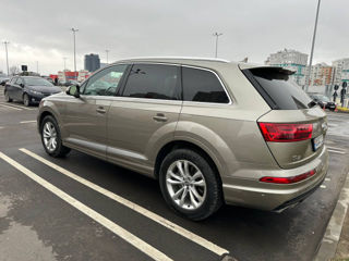 Audi Q7 foto 2