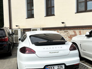 Porsche Panamera foto 5