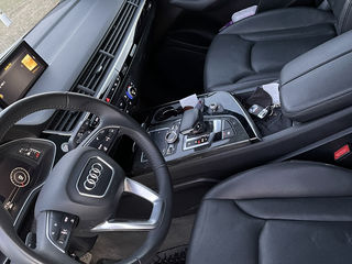 Audi Q7 foto 8