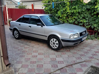 Audi 80