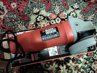 Polizor unghiular black Decker foto 2