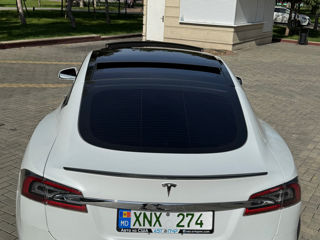 Tesla Model S foto 9