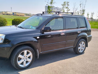 Nissan X-Trail foto 4