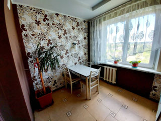 Apartament cu 2 camere, 65 m², Centru, Chișinău foto 9