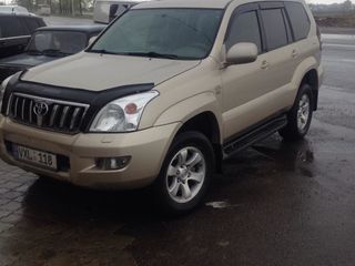 Toyota Land Cruiser Prado foto 8