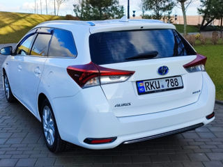 Toyota Auris foto 3